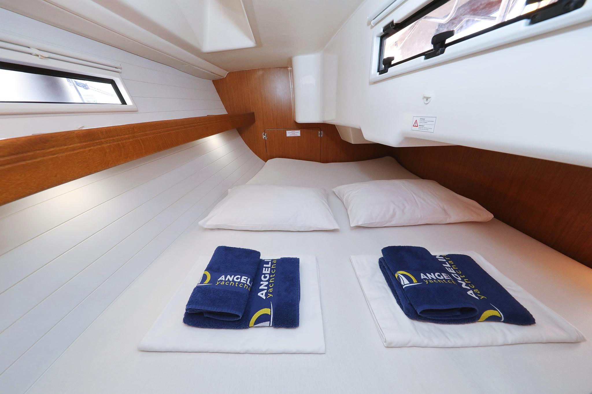 Bavaria Cruiser 33, picture 26