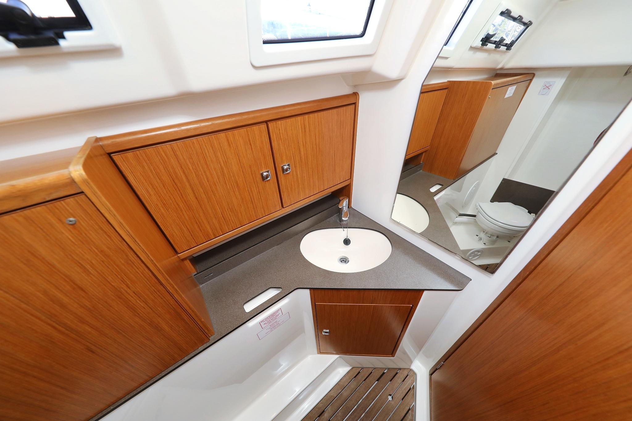Bavaria Cruiser 33, picture 36