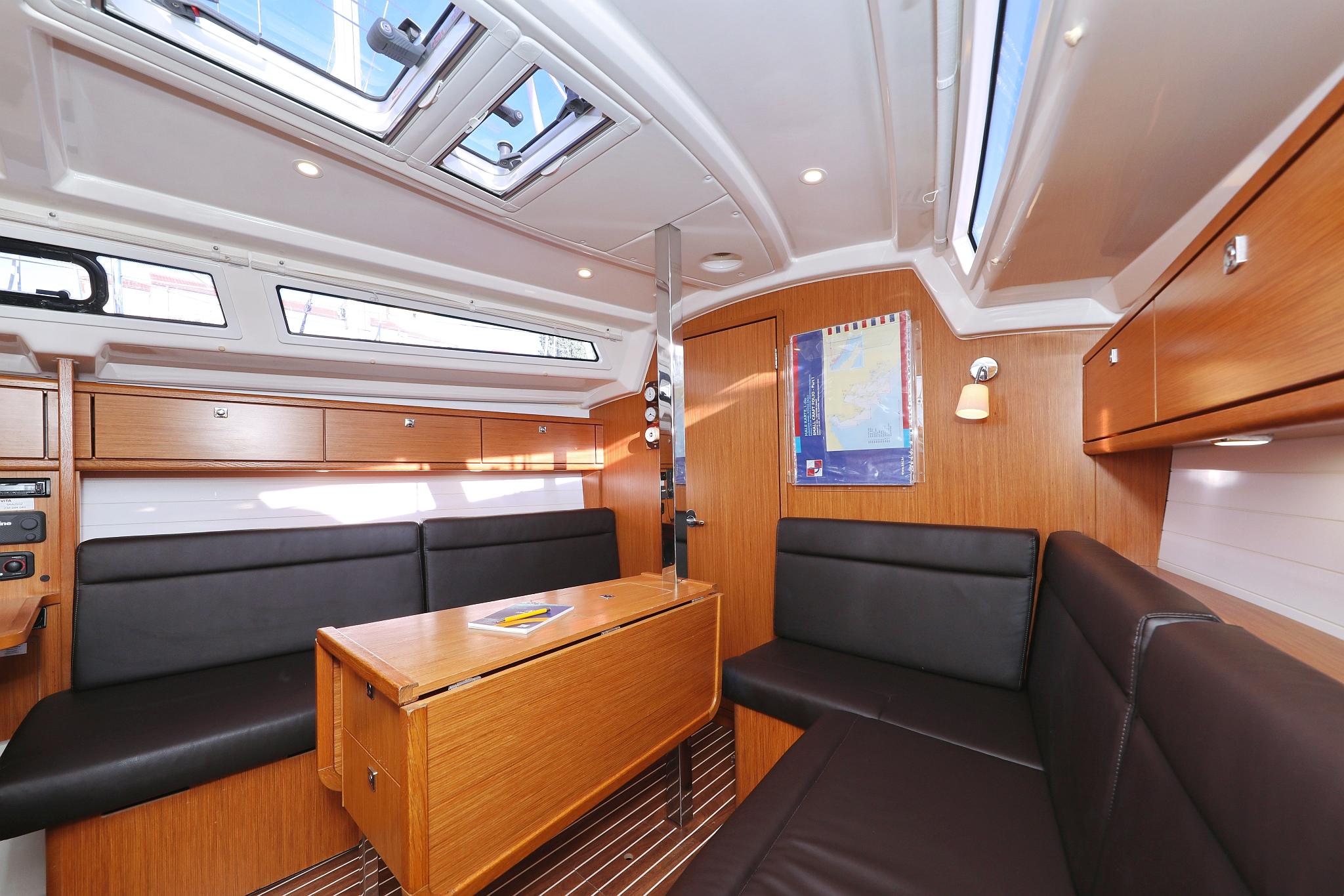 Bavaria Cruiser 33, picture 16