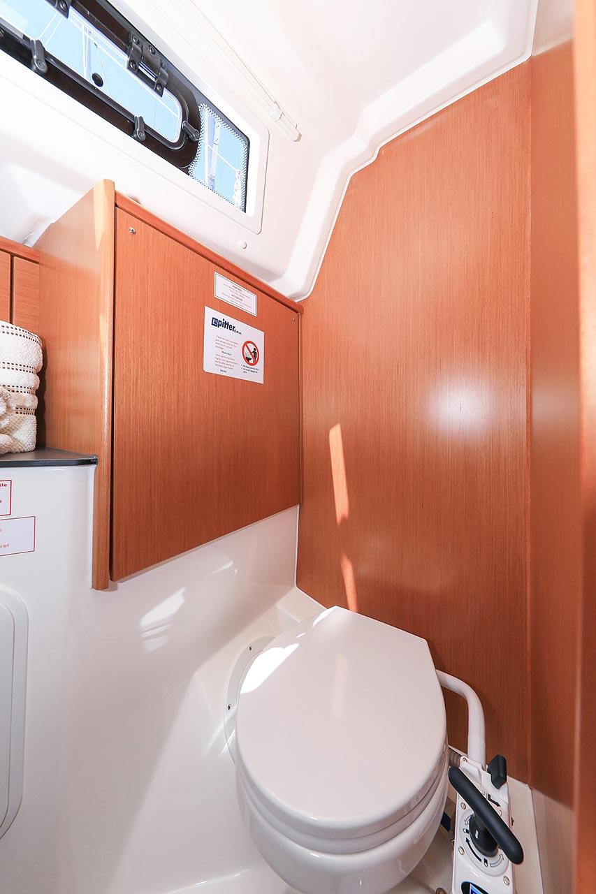 Bavaria Cruiser 34, picture 28