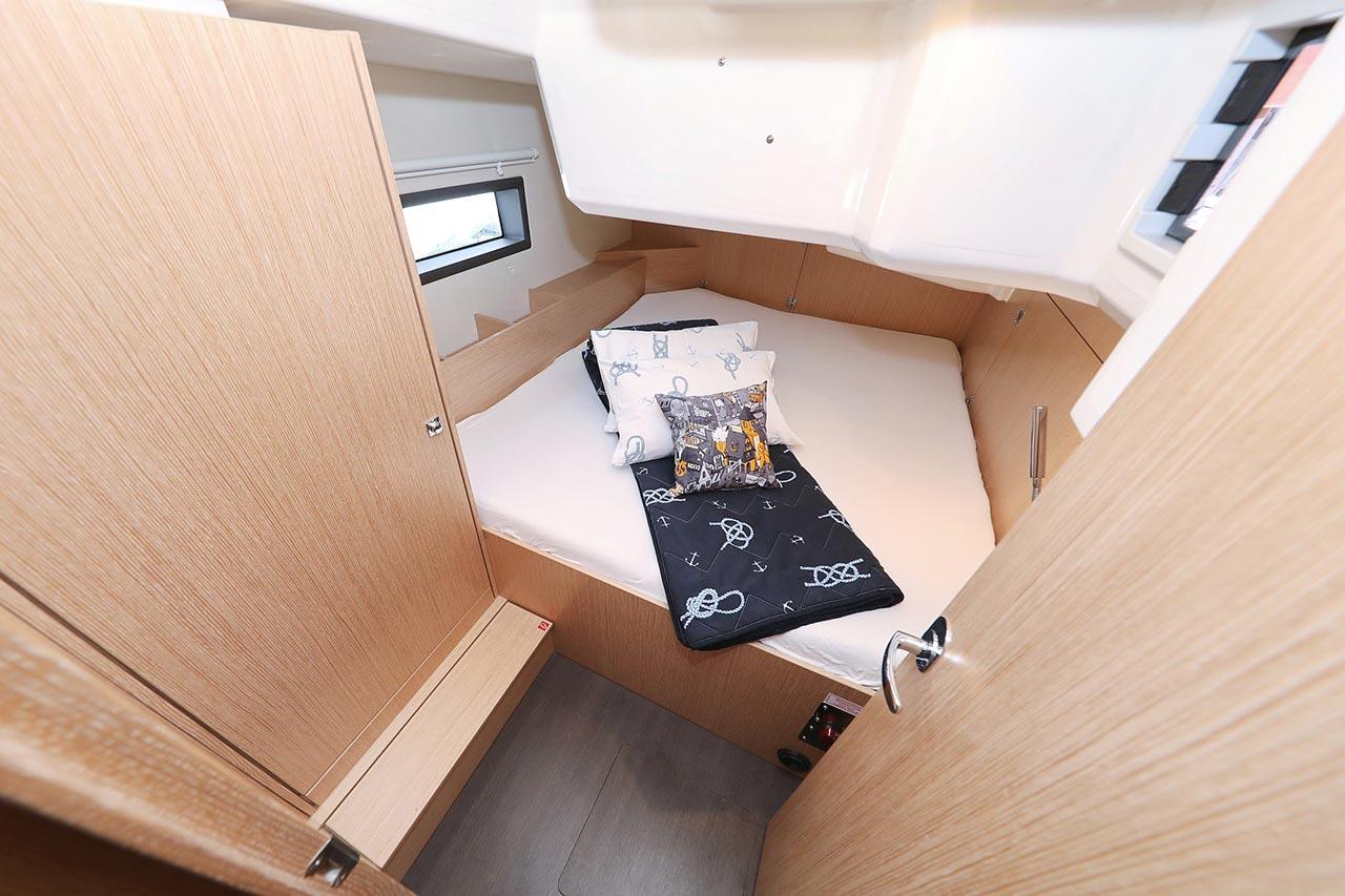 Bavaria C42, picture 21