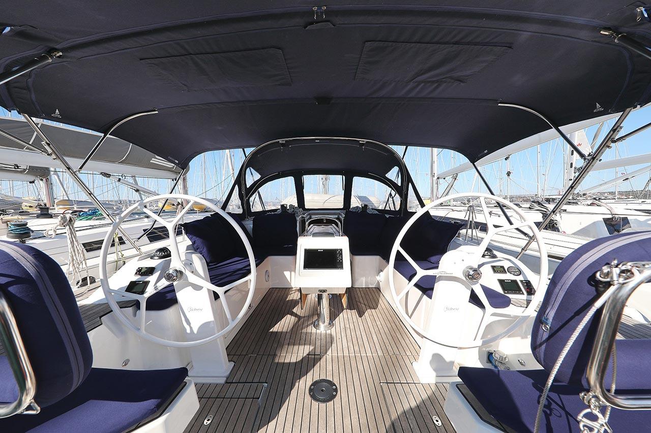 Bavaria C42, picture 8