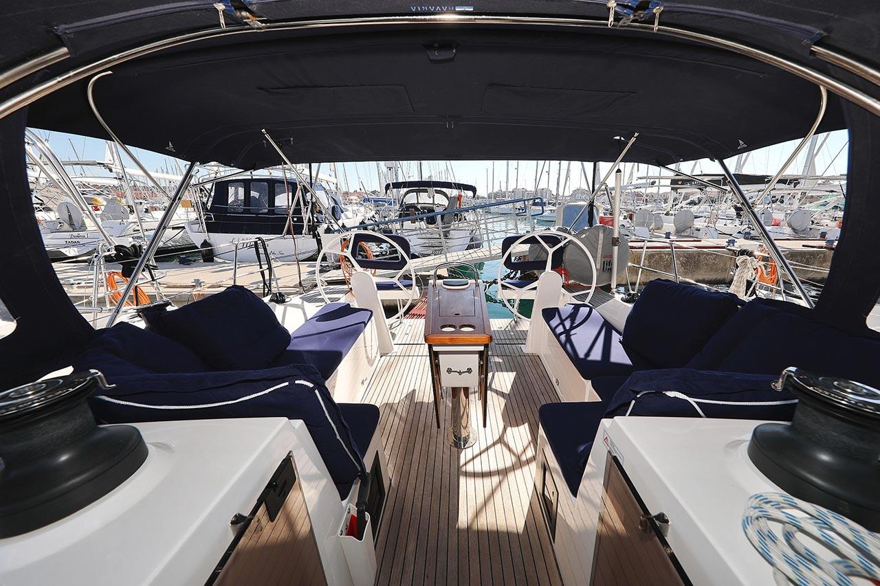 Bavaria C42, picture 10