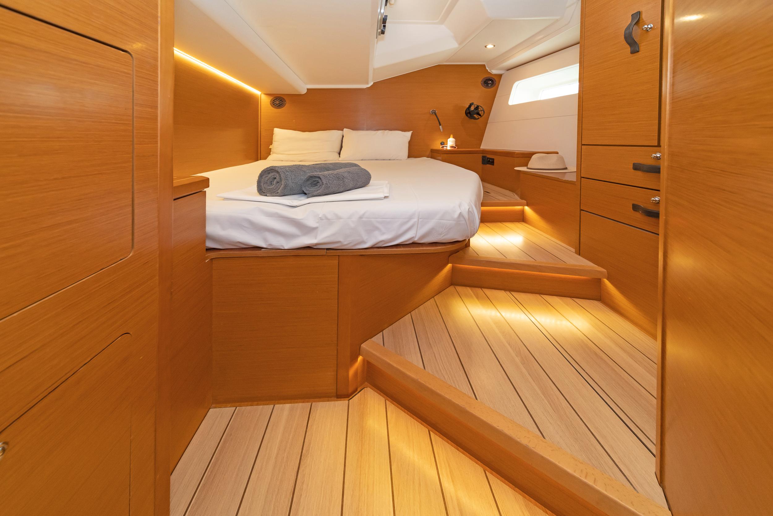 Jeanneau 54 - 4 + 1 cab., picture 8