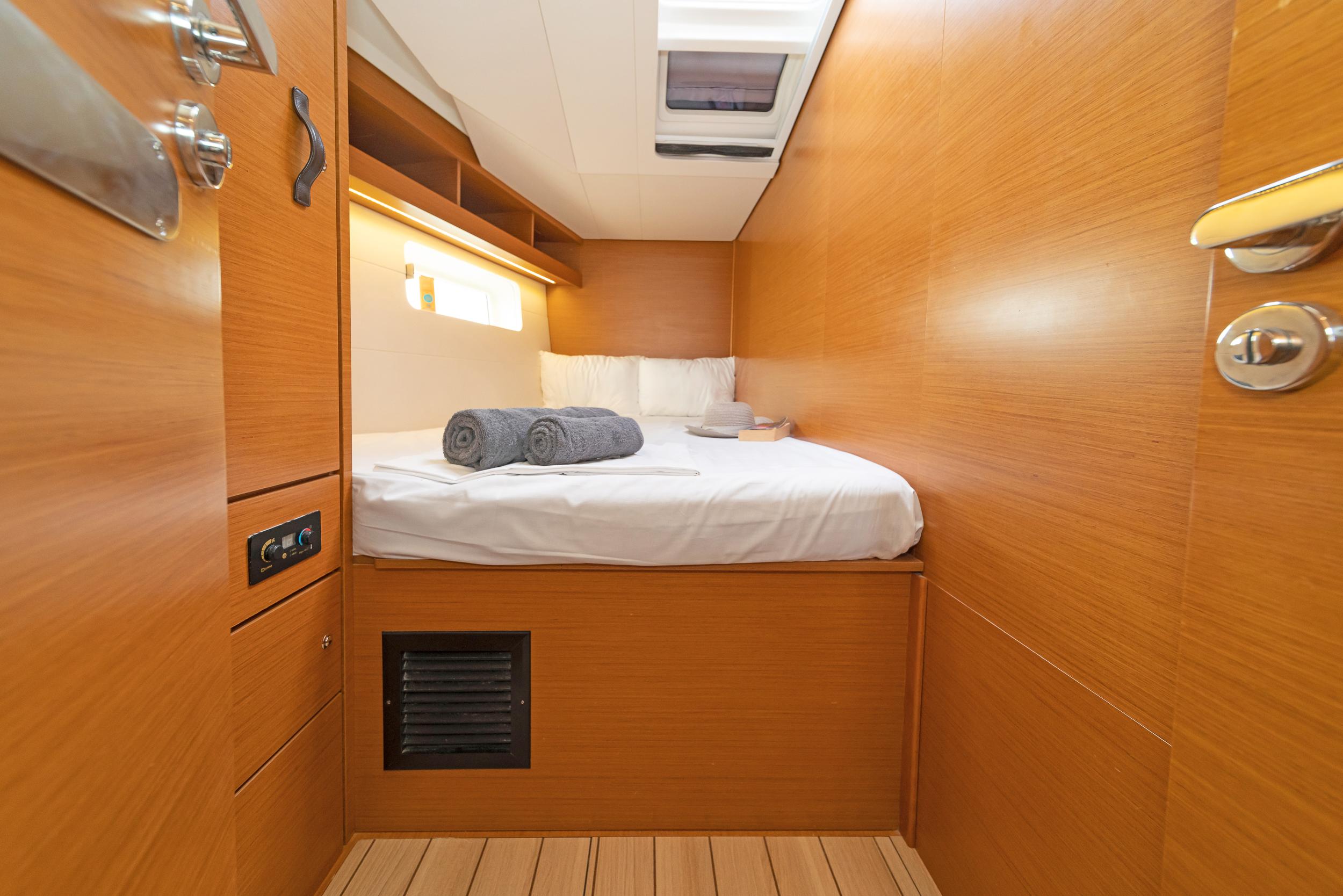 Jeanneau 54 - 4 + 1 cab., picture 9