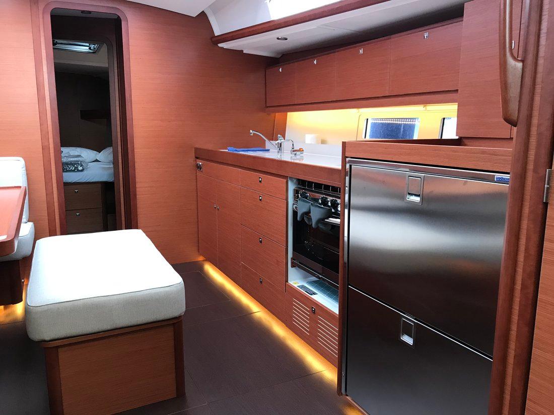Dufour 460 GL, picture 8