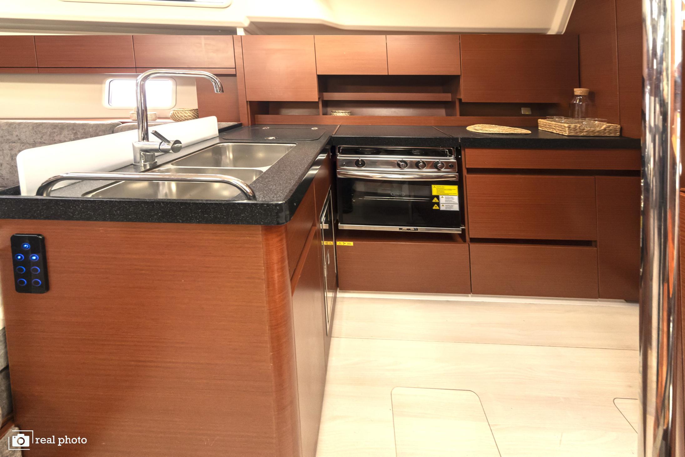 Hanse 458, picture 6