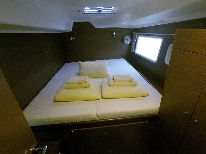 Lagoon 380 - 4 + 2 cab., picture 14