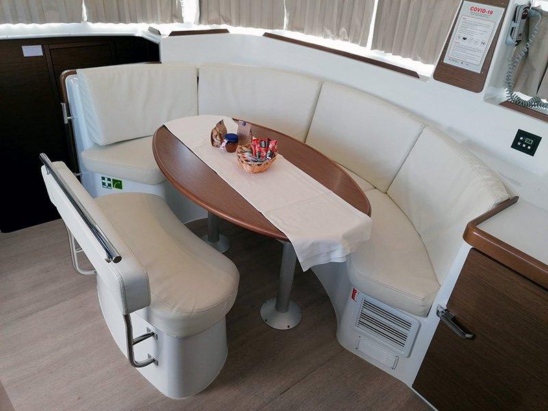 Lagoon 380 - 4 + 2 cab., picture 11