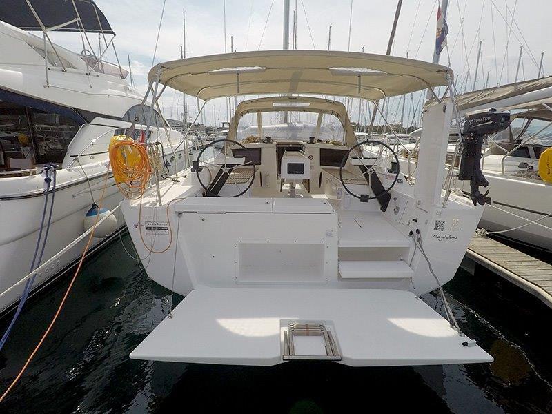 Dufour 430 GL, picture 4