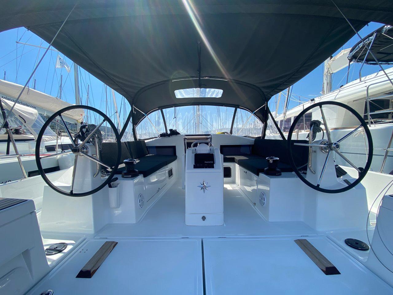 Sun Odyssey 440 - 4 cab., picture 5