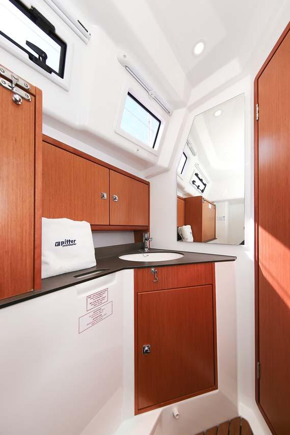 Bavaria Cruiser 33, picture 17