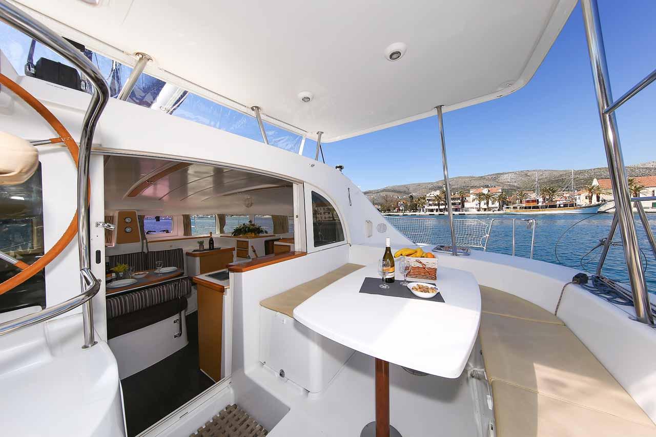 Lagoon 380 S2 - 4 + 2 cab., picture 6