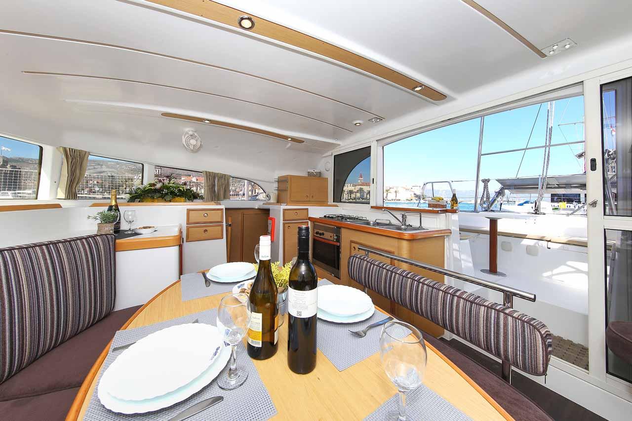 Lagoon 380 S2 - 4 + 2 cab., picture 13