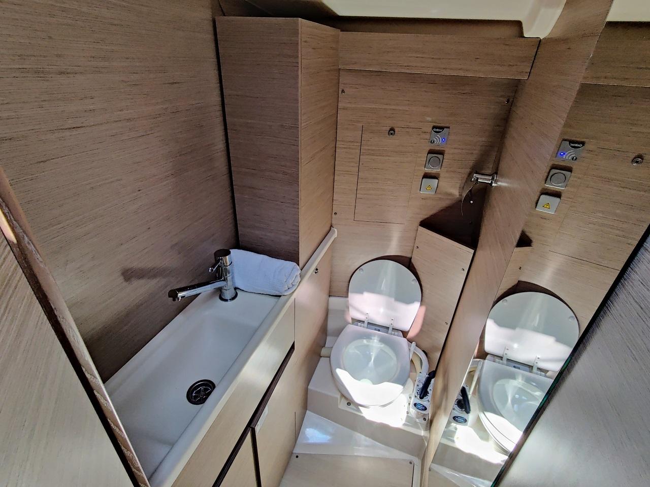 Hanse 388, picture 18