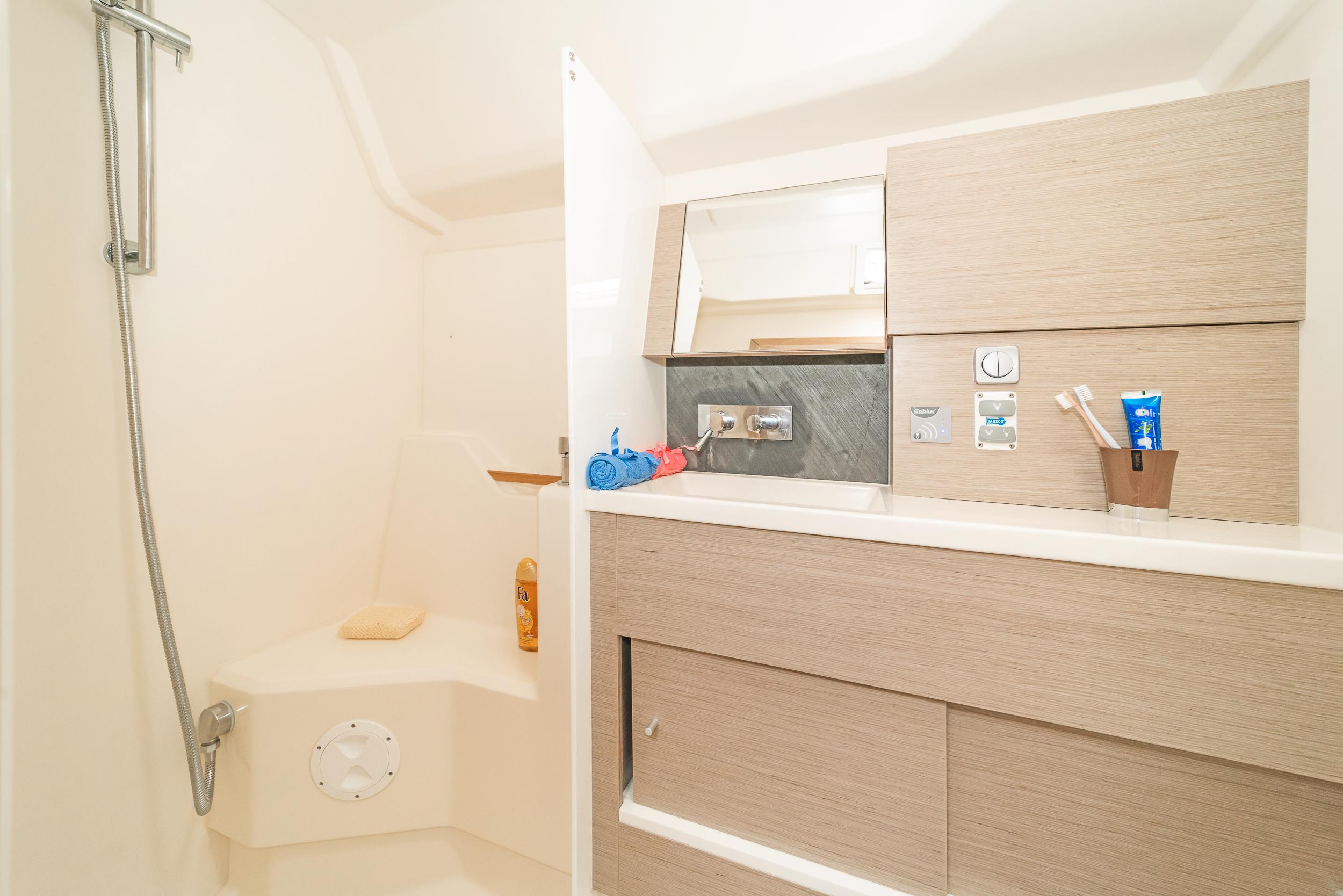 Hanse 458 - 3 cab., picture 13