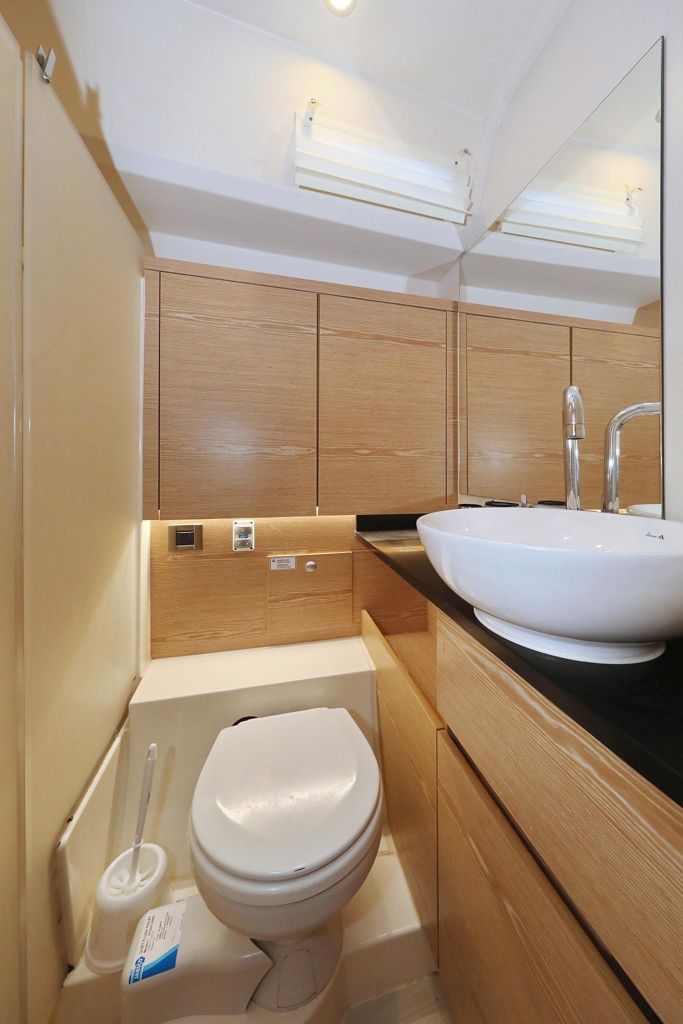 Hanse 588 - 5 + 1 cab., picture 31