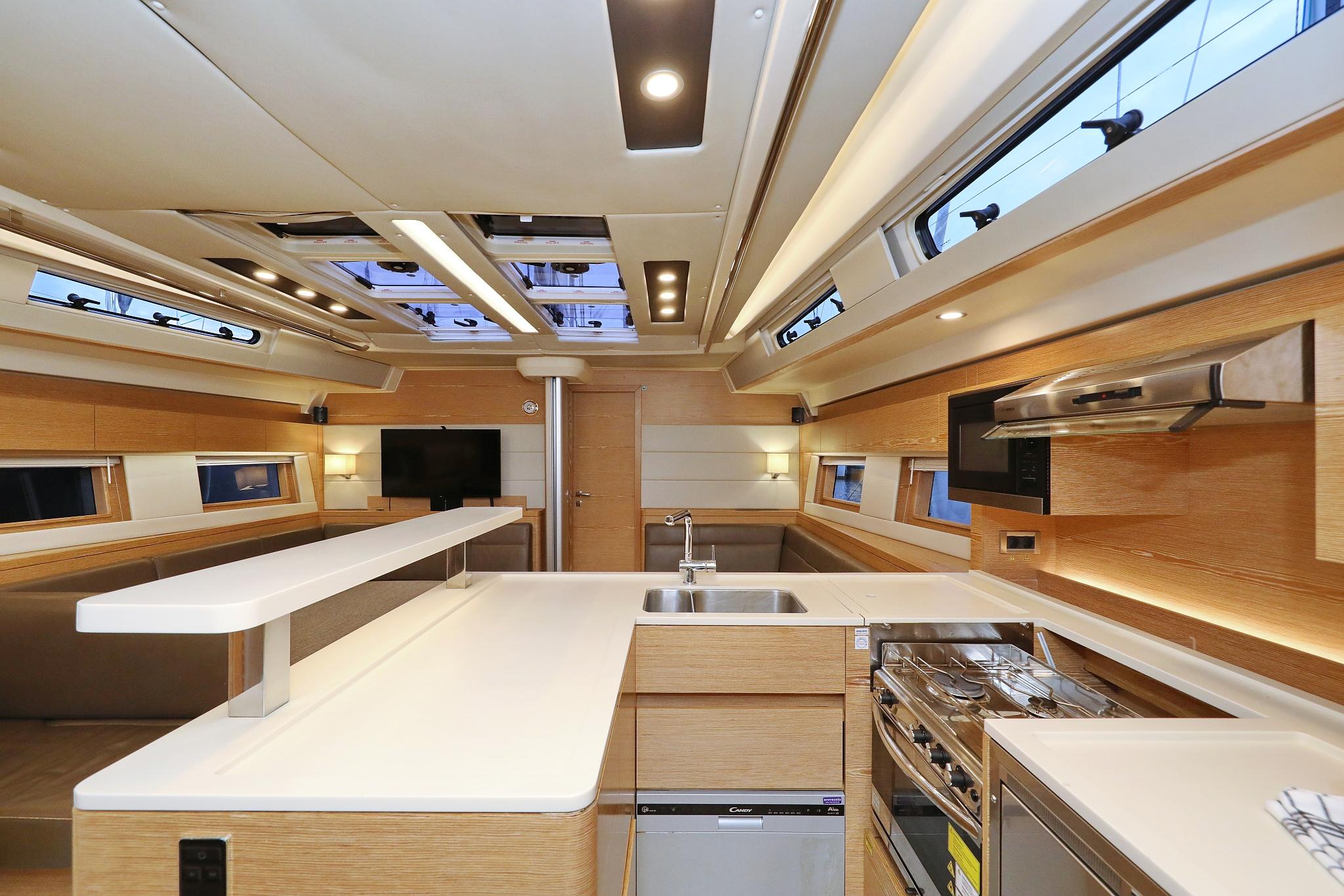 Hanse 588 - 5 + 1 cab., picture 17