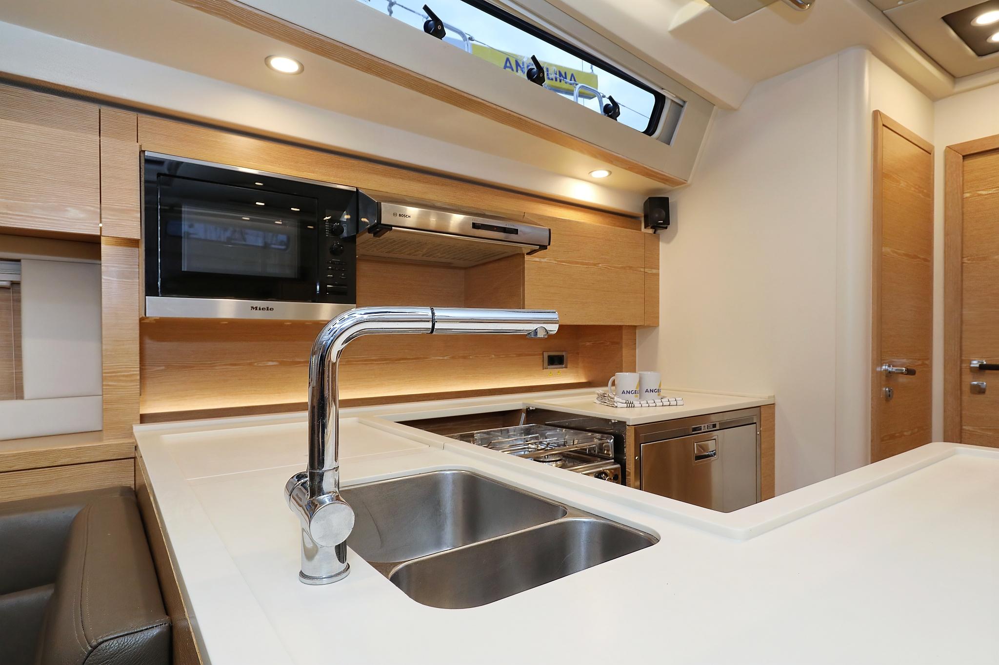 Hanse 588 - 5 + 1 cab., picture 34