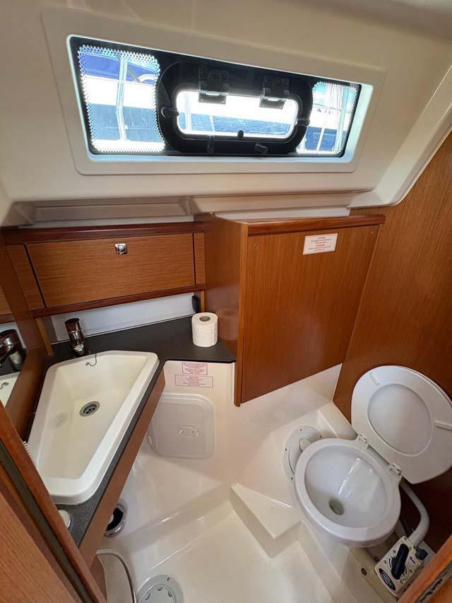 Bavaria Cruiser 34, picture 10