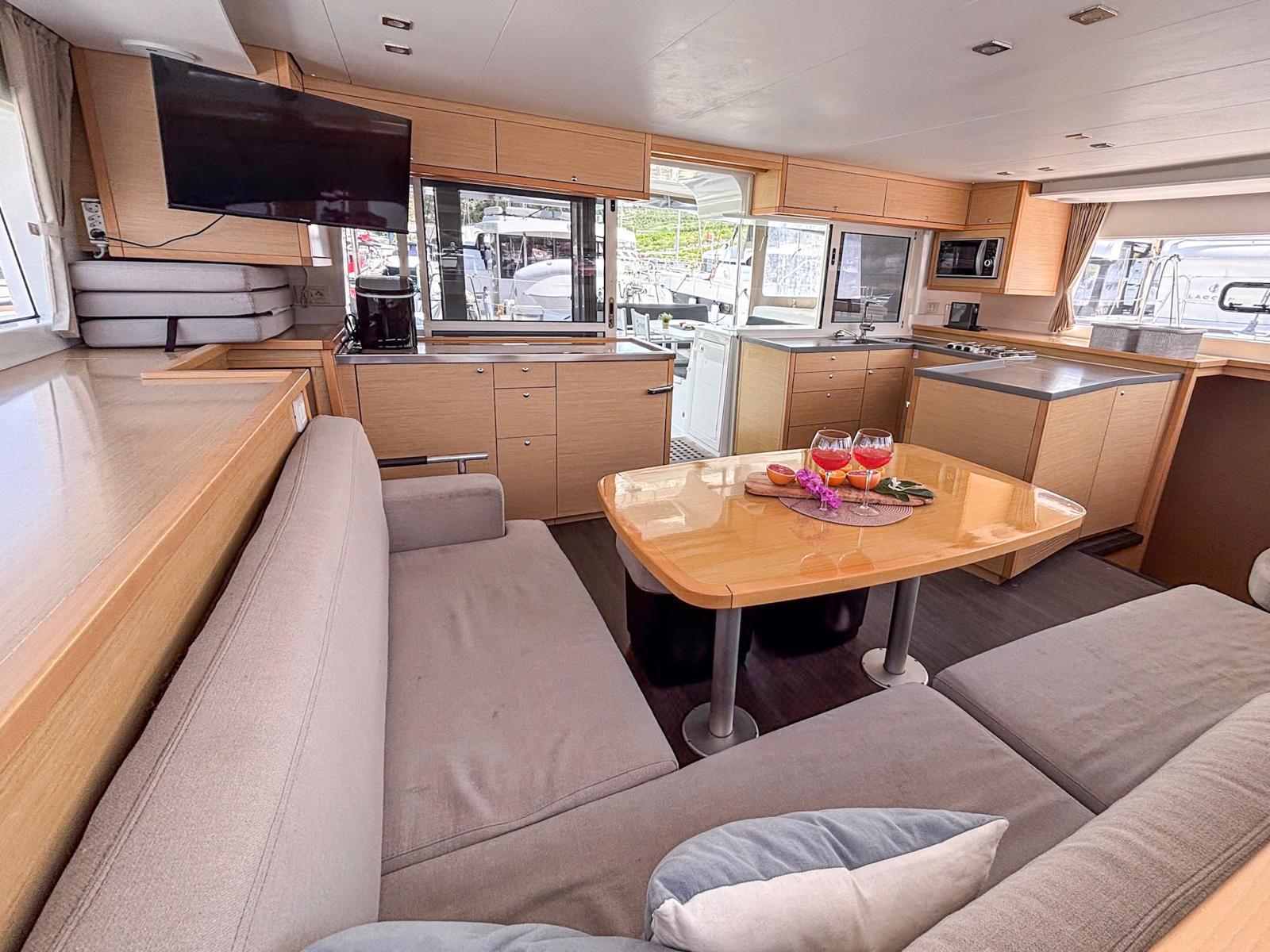 Lagoon 450 F - 4 + 2 cab., picture 12