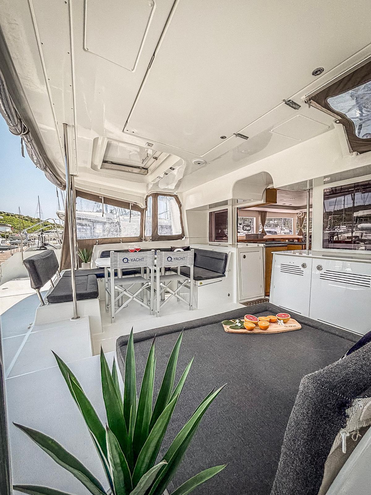 Lagoon 450 F - 4 + 2 cab., picture 8