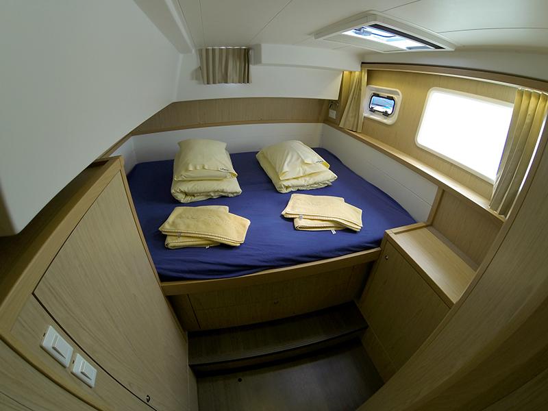 Lagoon 39 - 4 + 2 cab., picture 23