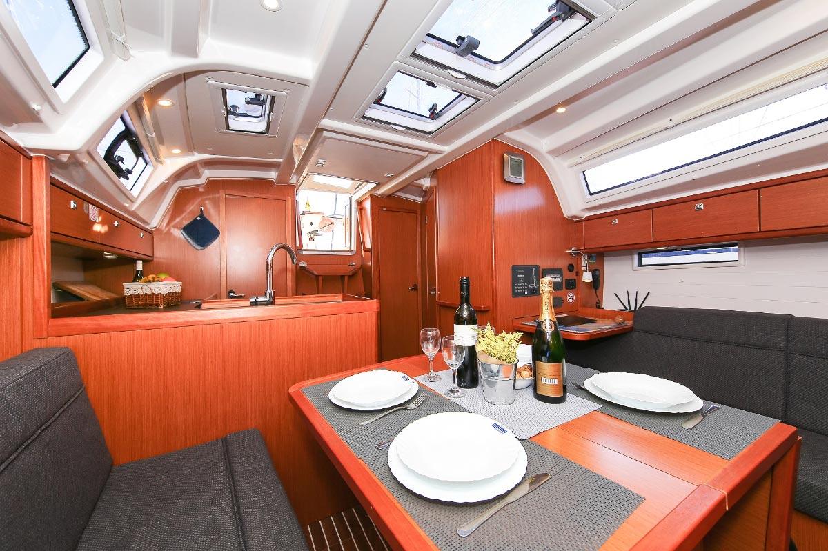 Bavaria Cruiser 37 - 3 cab. - Malo Angeline, picture 16