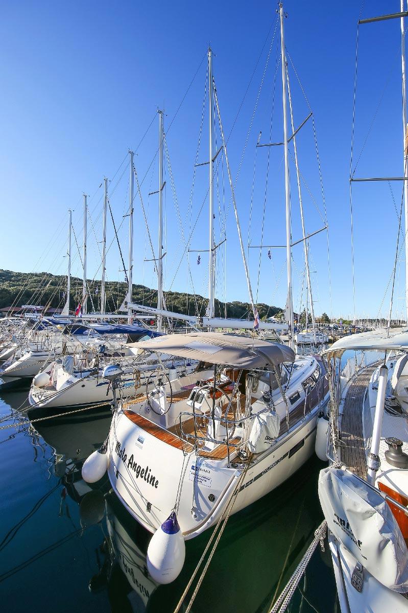 Bavaria Cruiser 37 - 3 cab. - Malo Angeline, picture 4