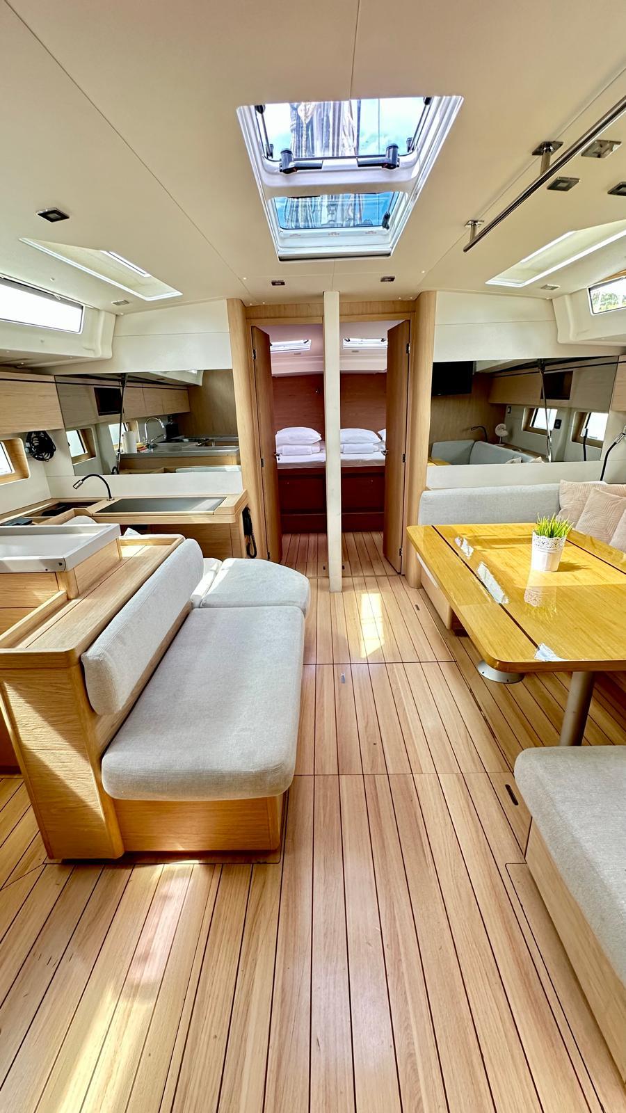 Oceanis 51.1, picture 5