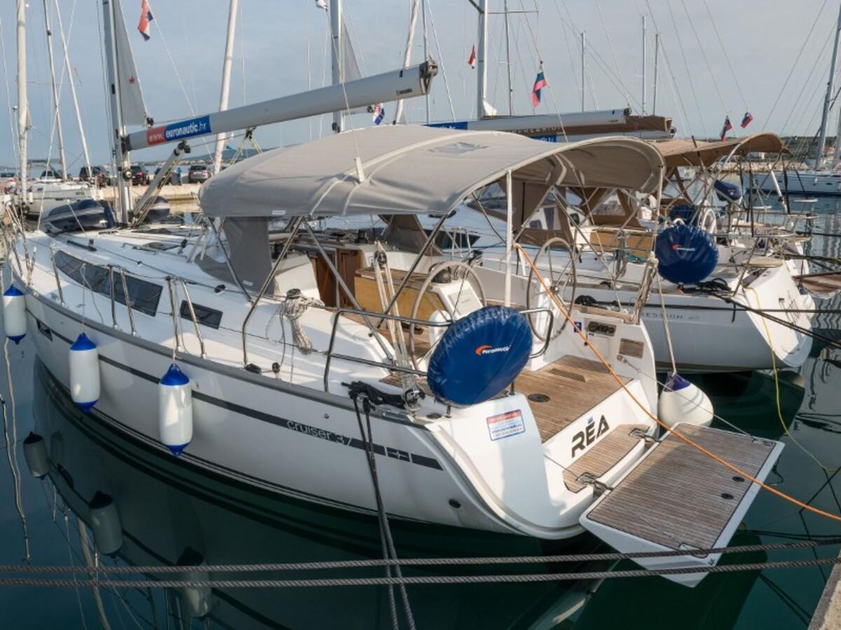 Bavaria Cruiser 37 - 3 cab., picture 4