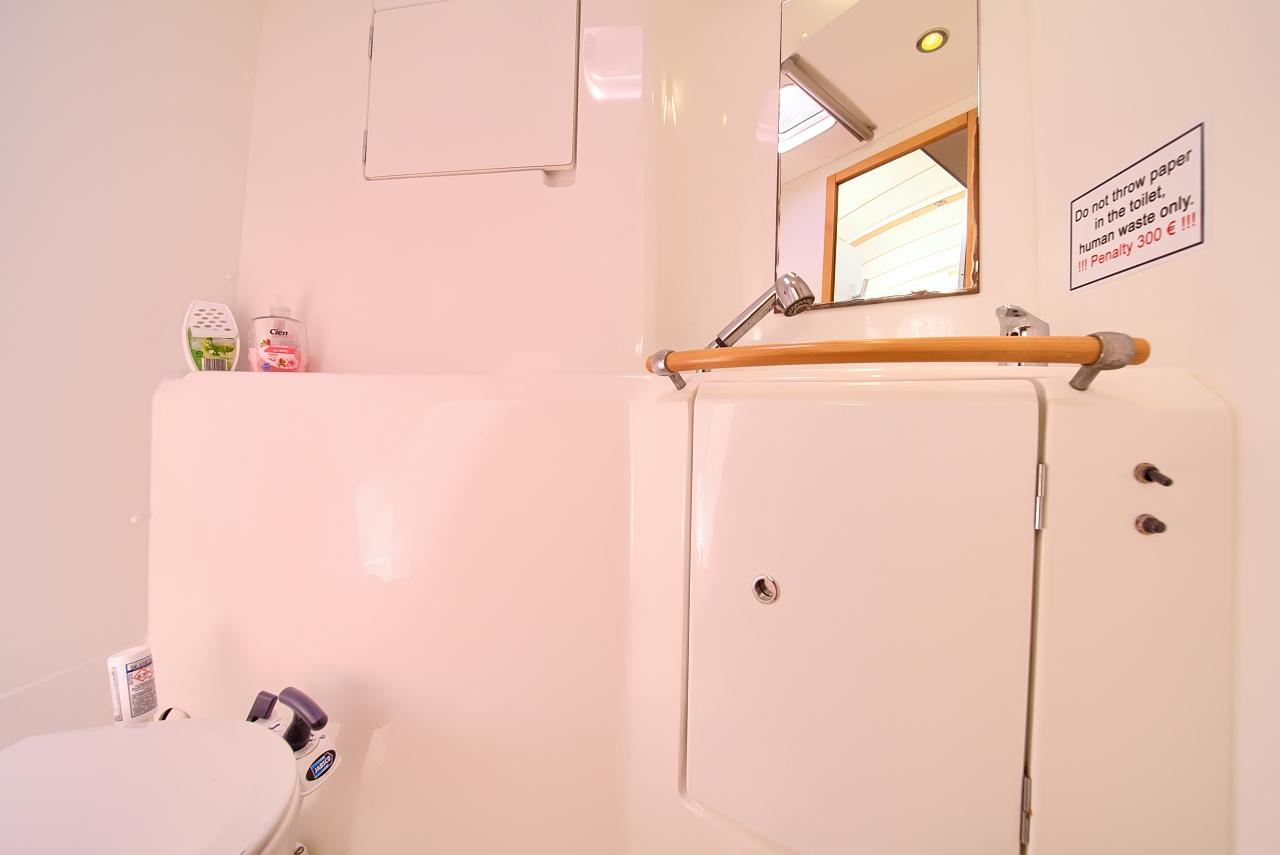 Lagoon 380 - 4 + 2 cab. - Xenia, picture 30