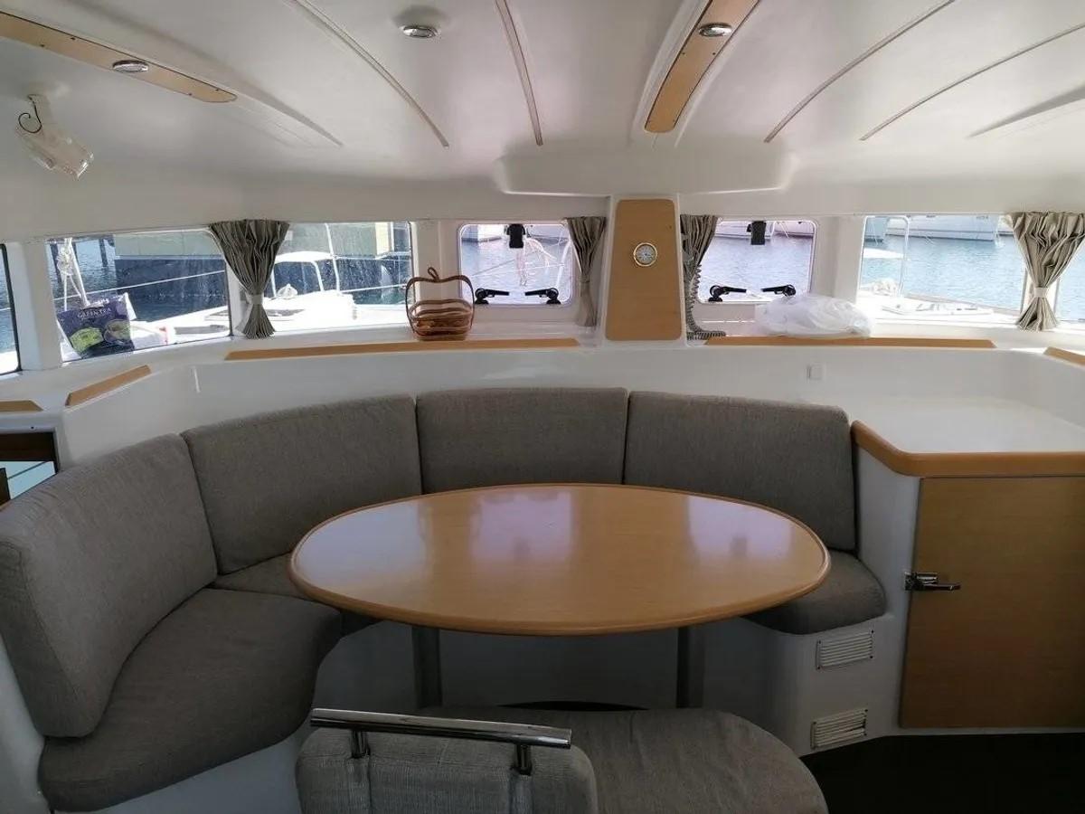 Lagoon 380 - 4 + 2 cab. - Xenia, picture 22