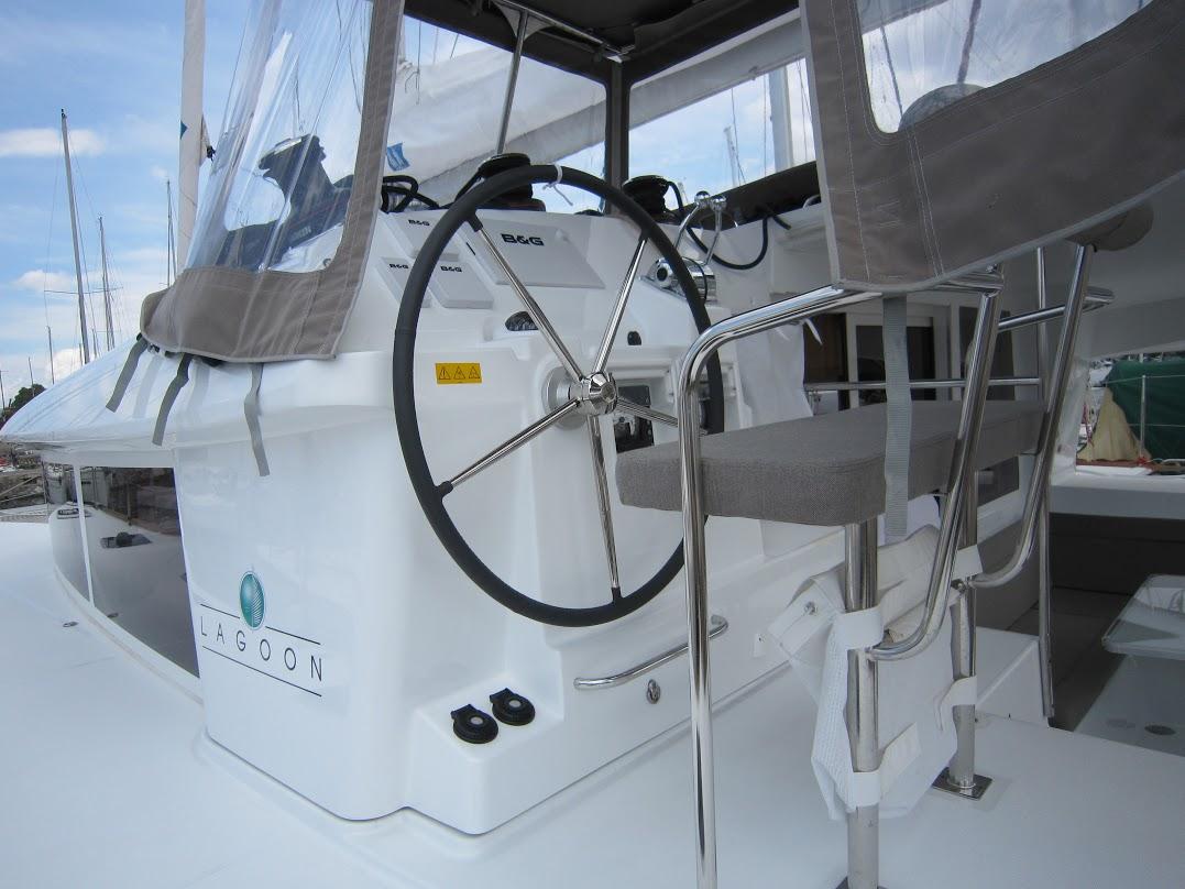Lagoon 400 S2 - 4 + 2 cab. - Emerald Seas, picture 9