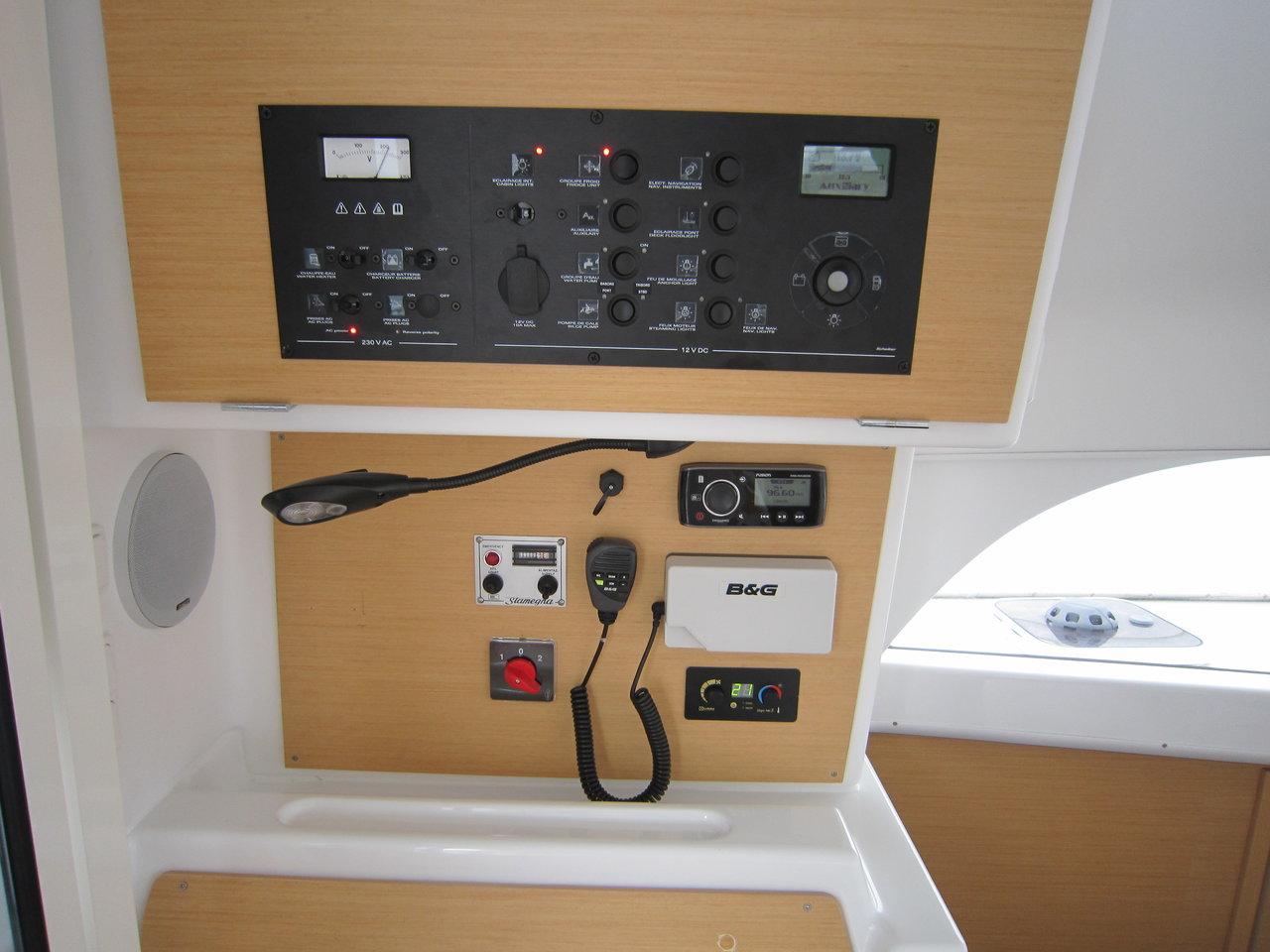 Lagoon 380 - 4 cab. - ThunderCat, picture 12