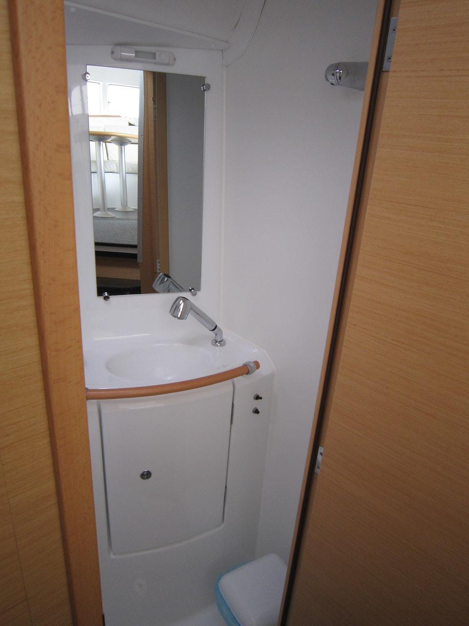 Lagoon 380 - 4 cab. - ThunderCat, picture 17