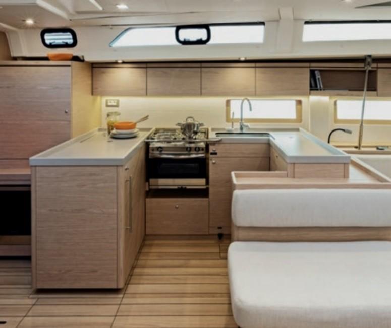 Oceanis 51.1 - 5 + 1 cab., picture 4