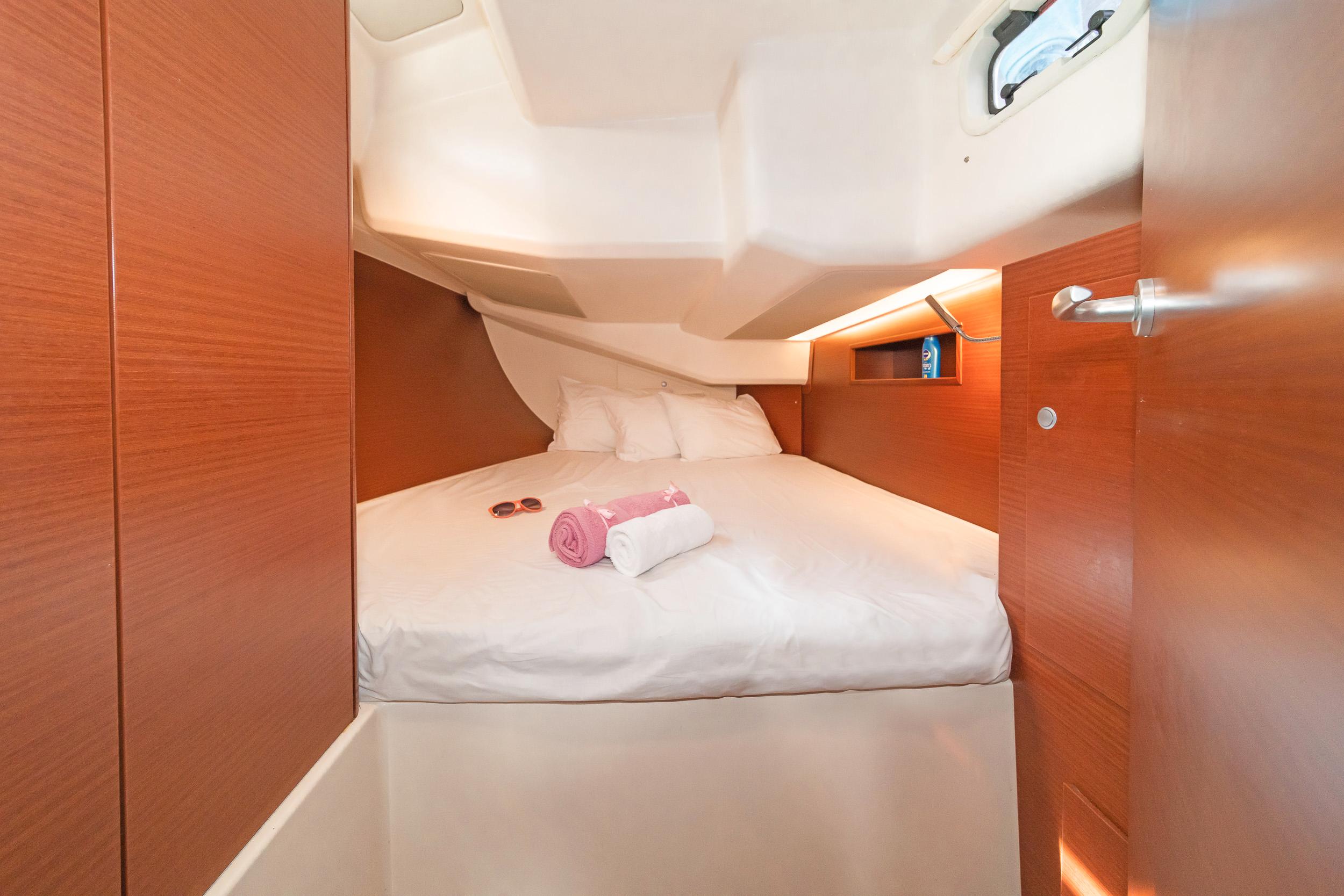 Hanse 458, picture 3