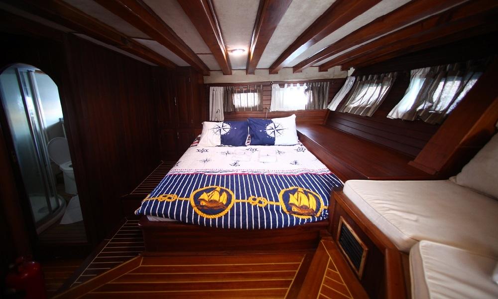 Perrinita, picture 12