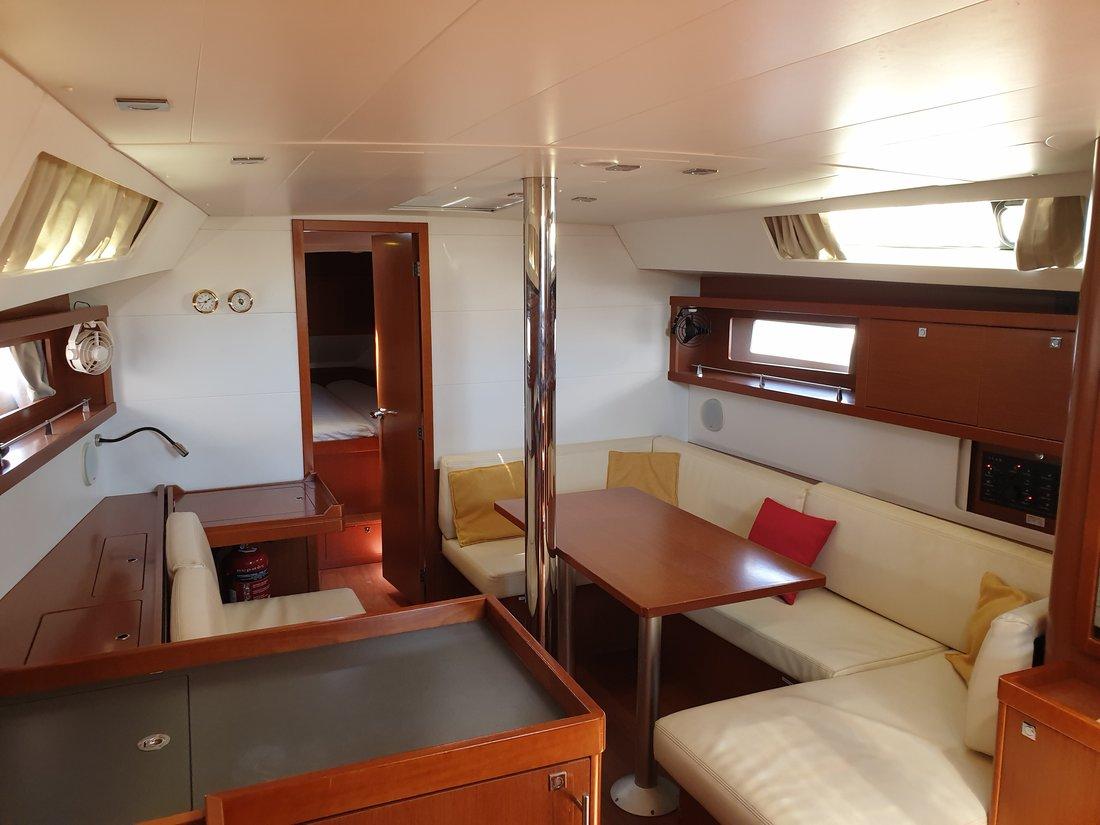 Oceanis 41, picture 6