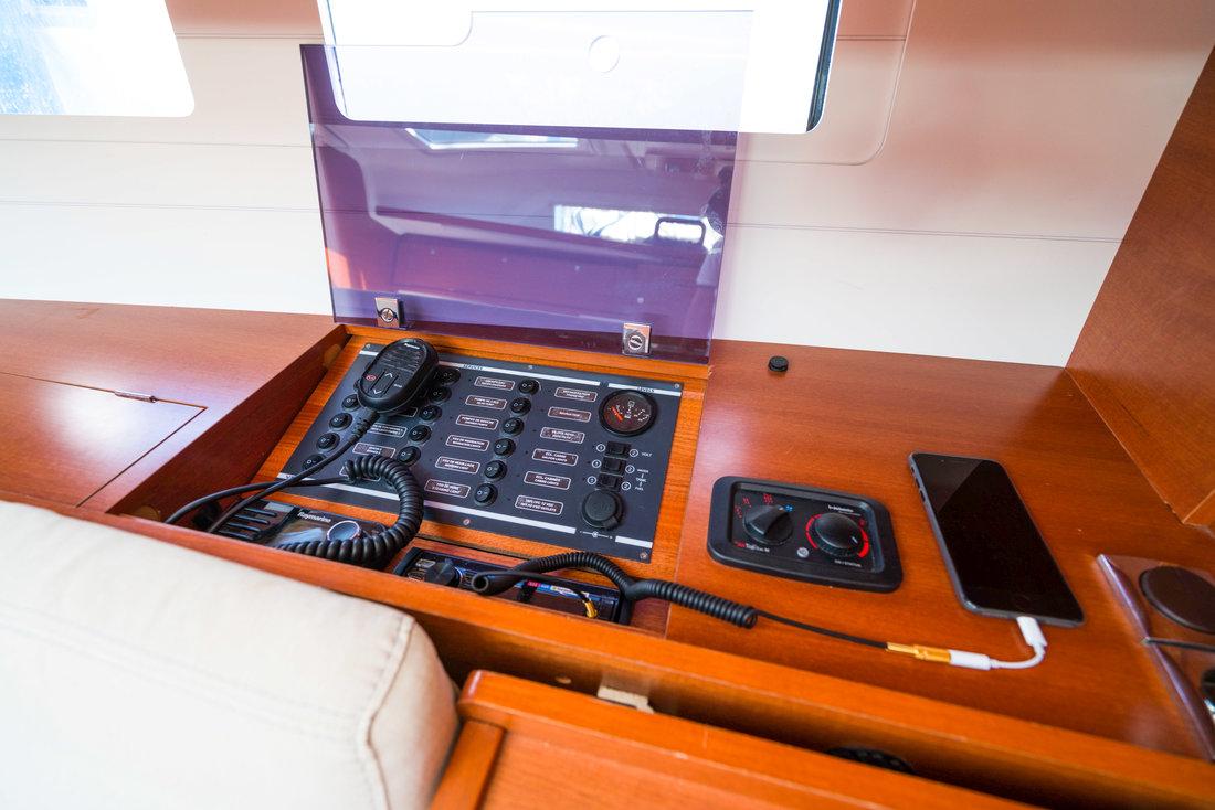 Dufour 382 GL, picture 14