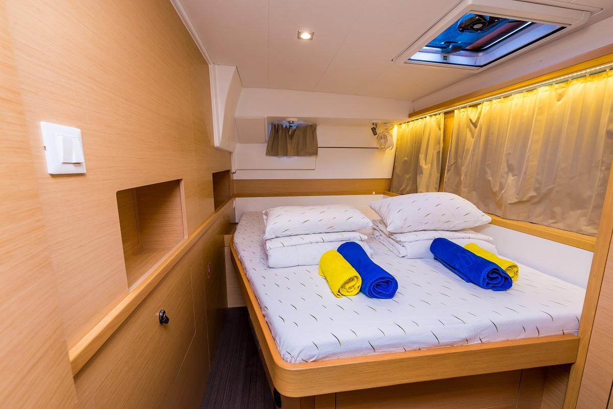 Lagoon 400 S2 - 4 + 1 cab., picture 11