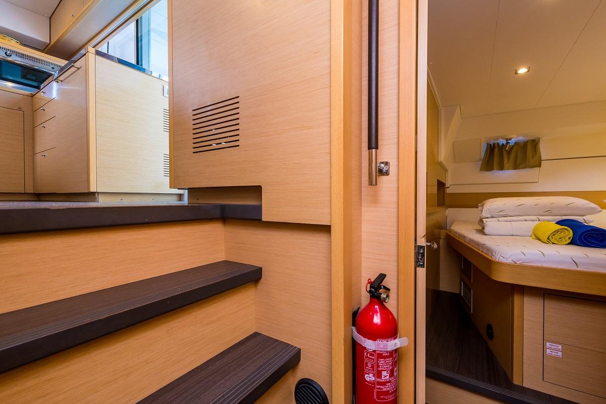 Lagoon 400 S2 - 4 + 1 cab., picture 13