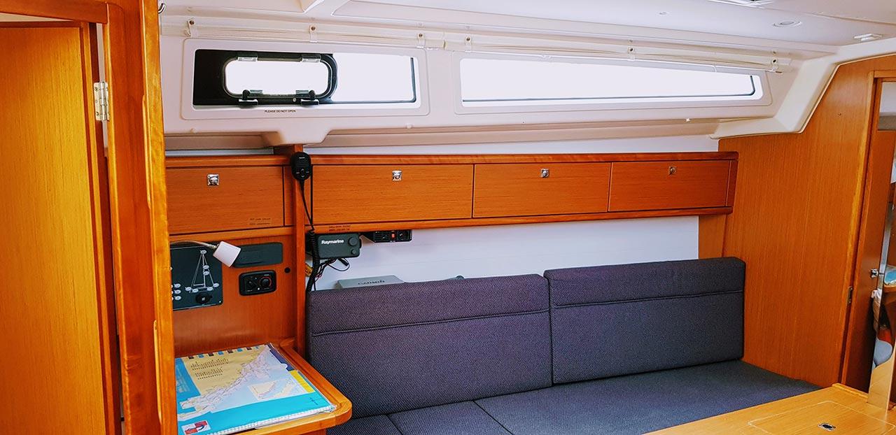 Bavaria Cruiser 33, picture 4