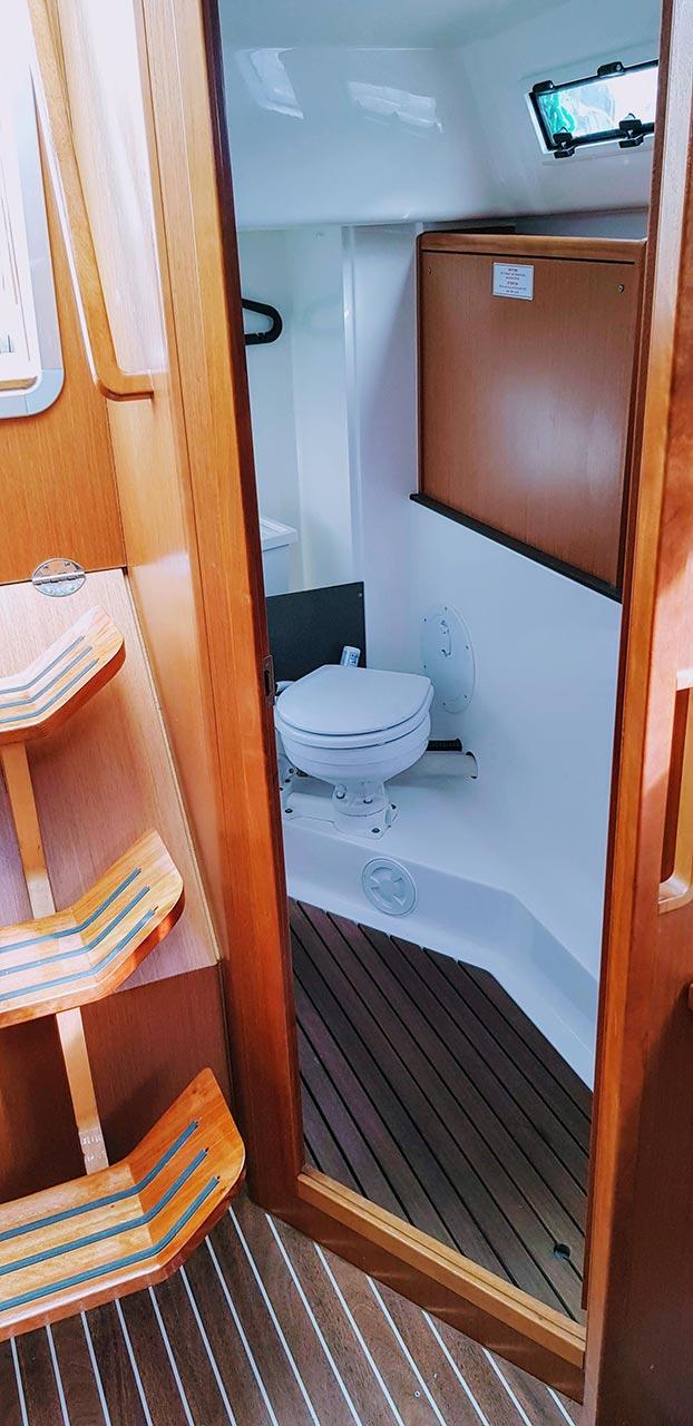 Bavaria Cruiser 33, picture 10