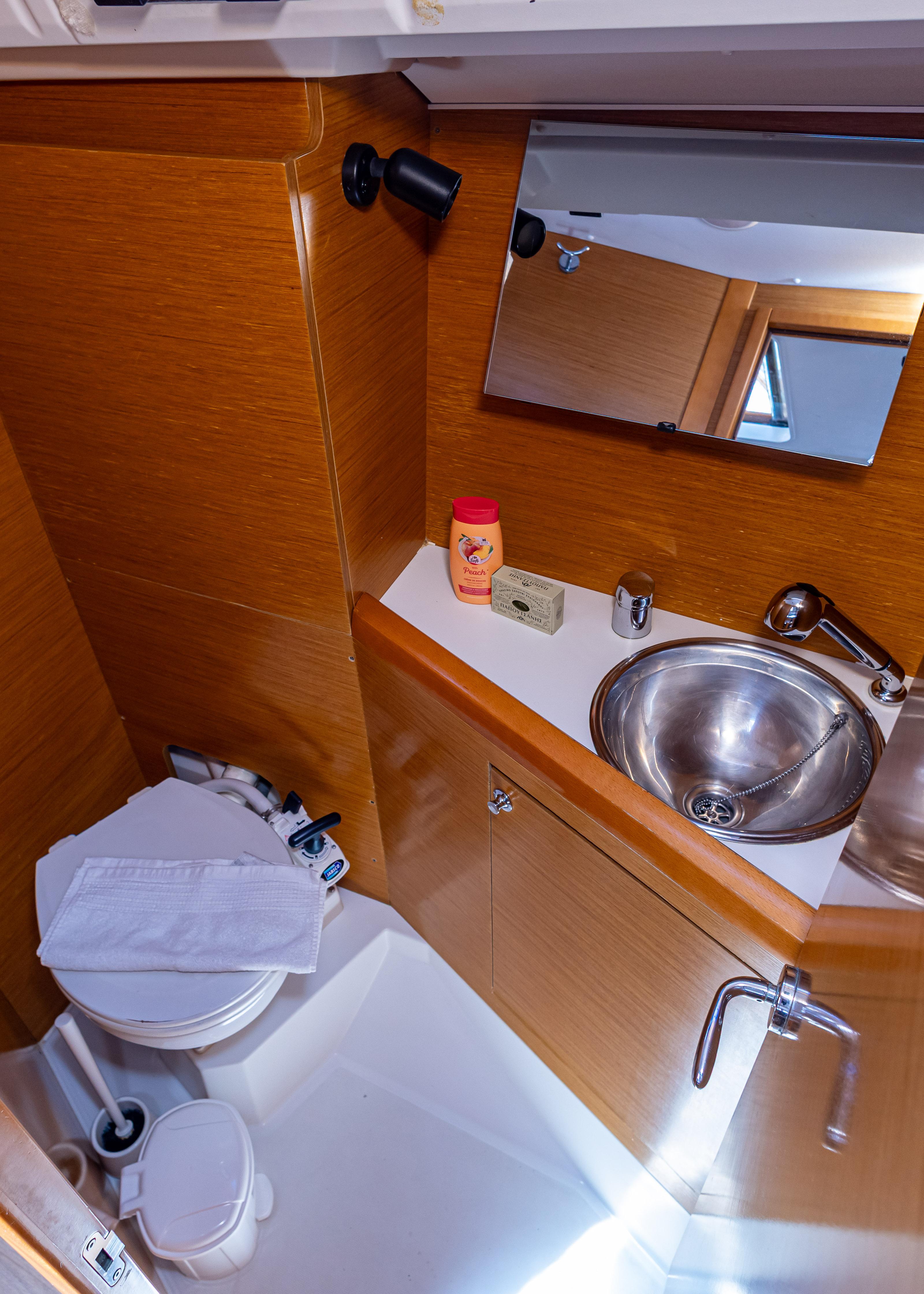 Sun Odyssey 349 - 3 cab., picture 14