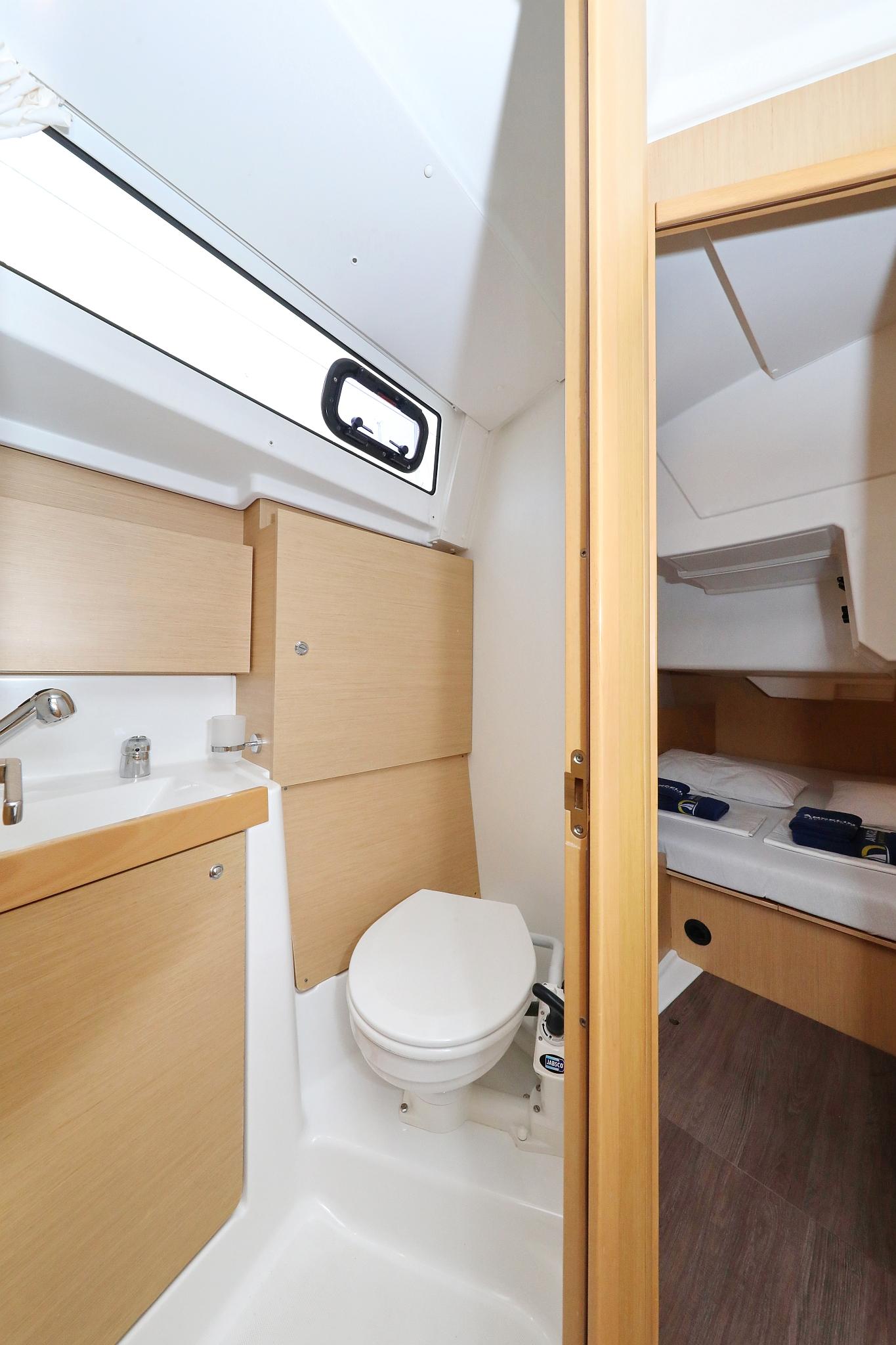 Oceanis 38 - 3 cab., picture 36