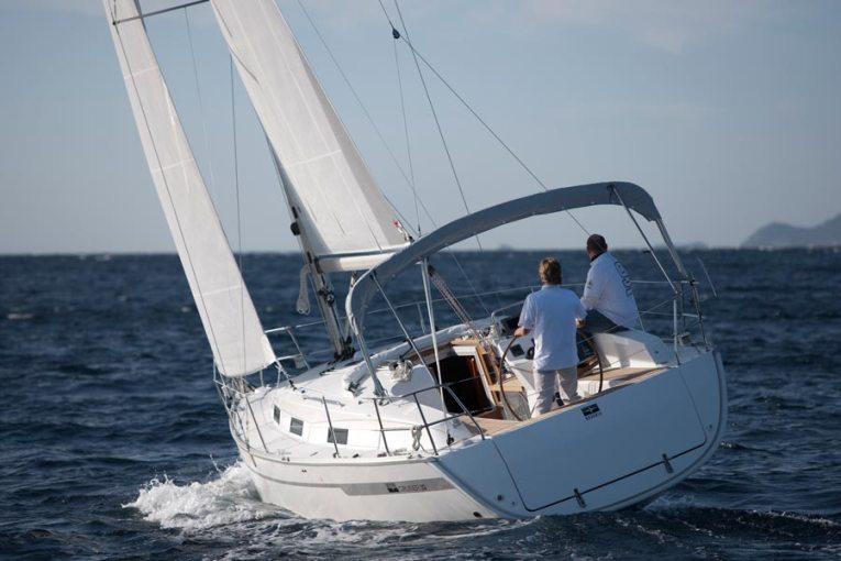 Bavaria Cruiser 32, picture 5