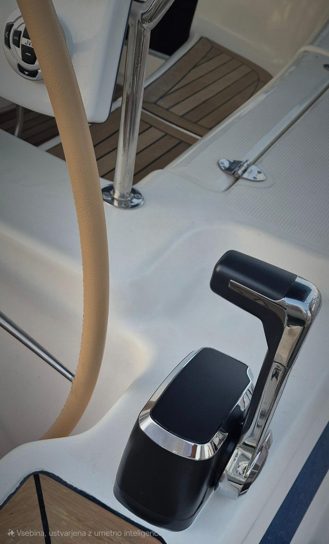 Bavaria 44, picture 13