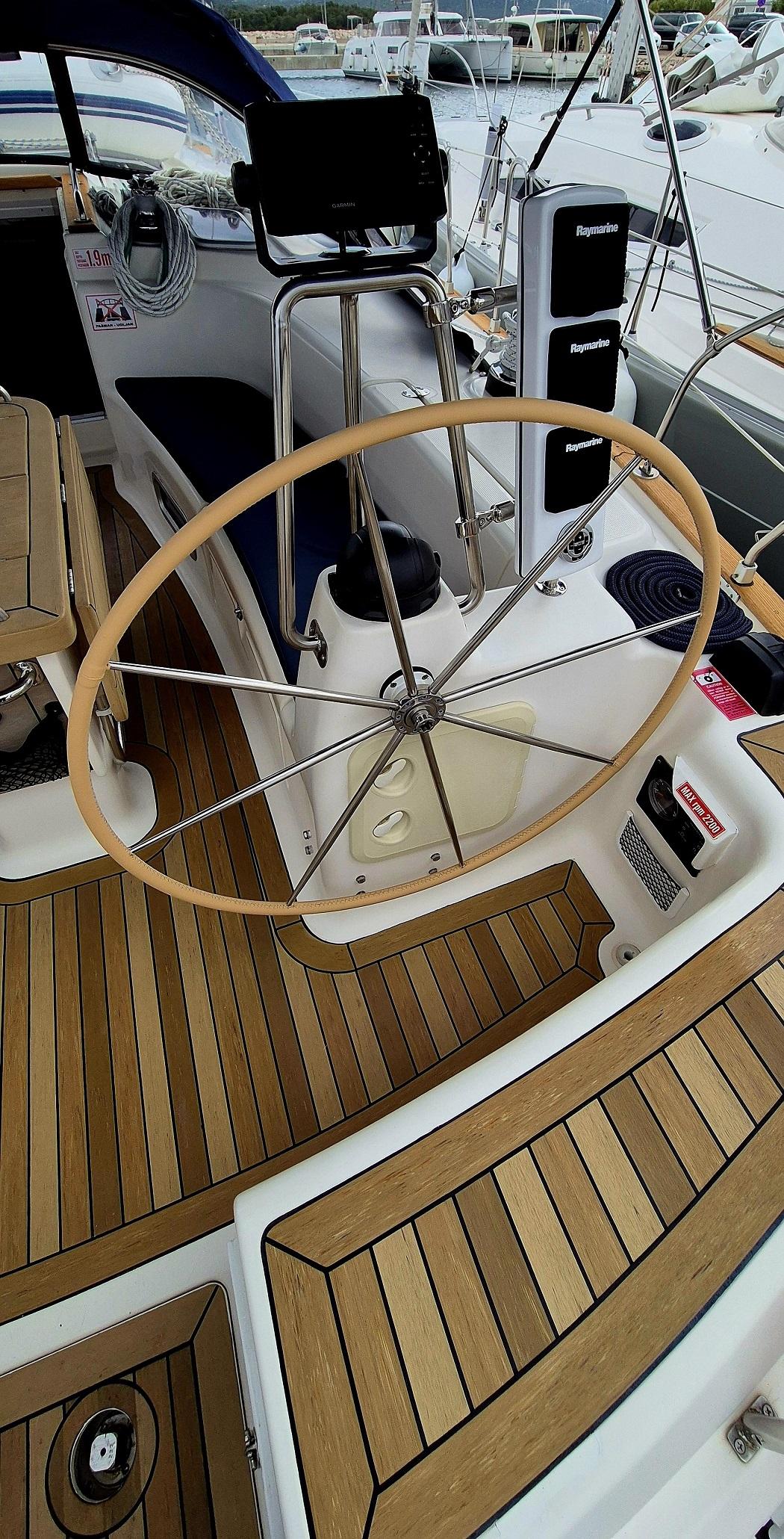 Bavaria 44, picture 4